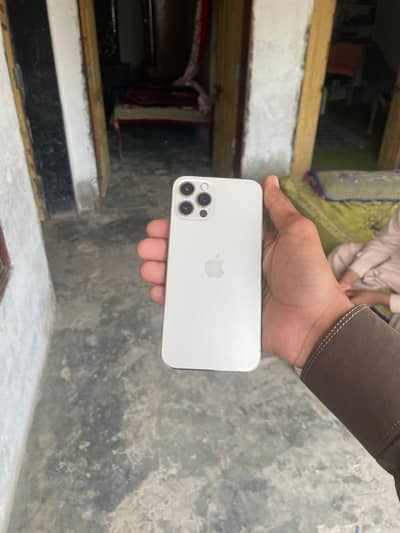 iPhone 12 pro 128 gb . . jv