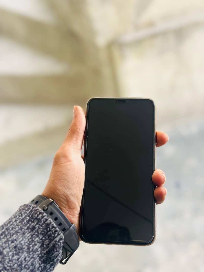 iphone 11 pro max pta approved 1