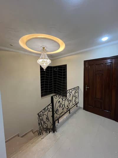 560 LAC Rs is Demand of this beautiful Renovated House is Sale