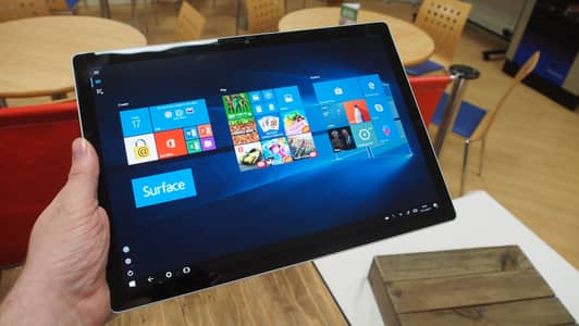 Microsoft surface book 2