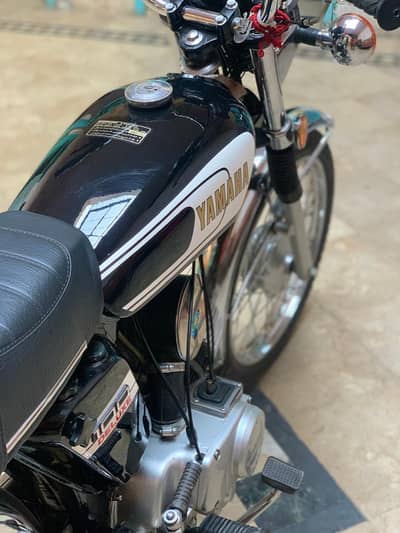 I am sale YAMAHA  2/stoke complete file  03257842778