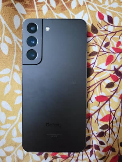 Samsung S22 Non PTA single sim. Just tiny green dot. Exchange and sale