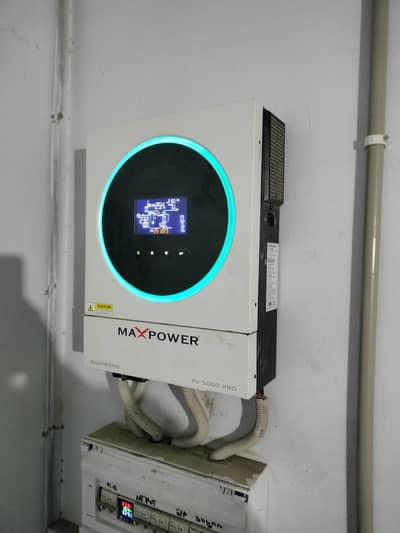 MAXPOWER 4KW HYBRID INVERTER