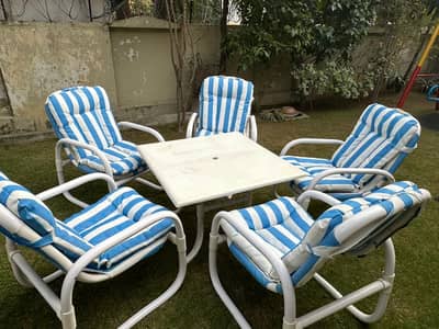 Out Door Garden Chairs & Table