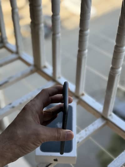 Apple Iphone 11 64GB Factory Unlock