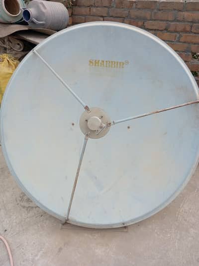 4.5 feet 2 dishes for sale