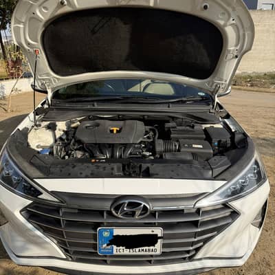 Hyundai Elantra 2021