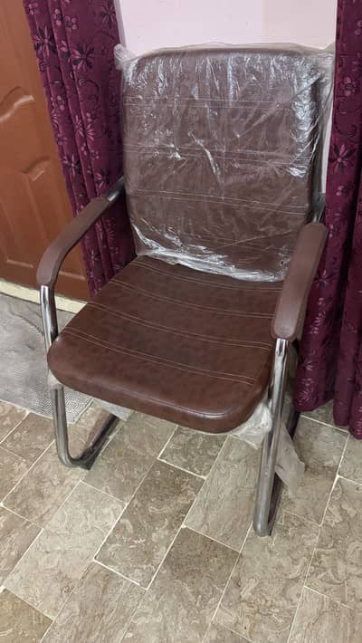Brown Leatherette Office Visitor Chair – Chrome Frame