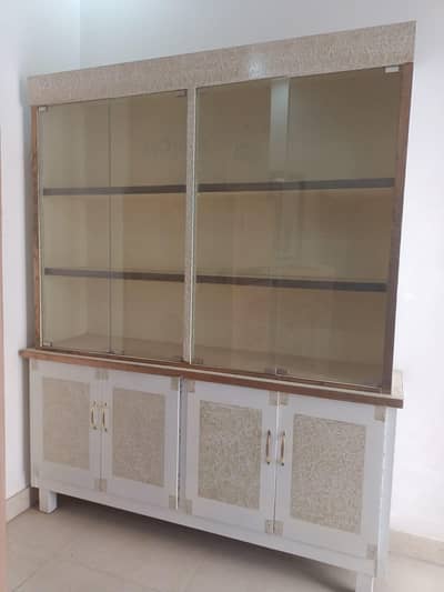 Brand new Showcase for sale