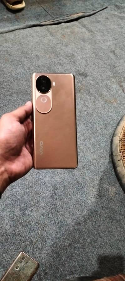 Vivo v40e