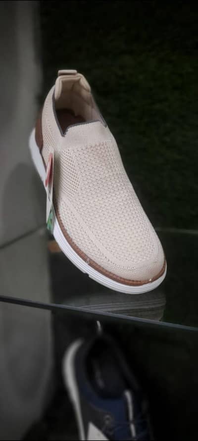  Simple look. Maximum comfort.