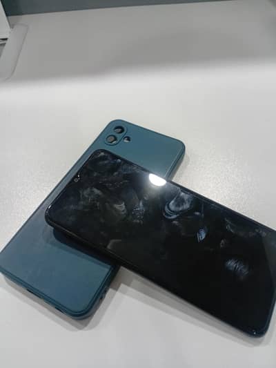 3/32 gb in new condition with box