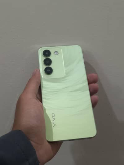 Vivo Y100 8/256 Just liitle used