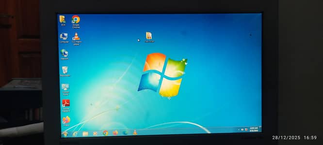 Dell AMD 2.80GHZ 2 Gb Ram 32 bit