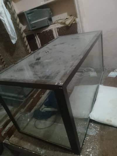 aluminum counter bilkul new hai