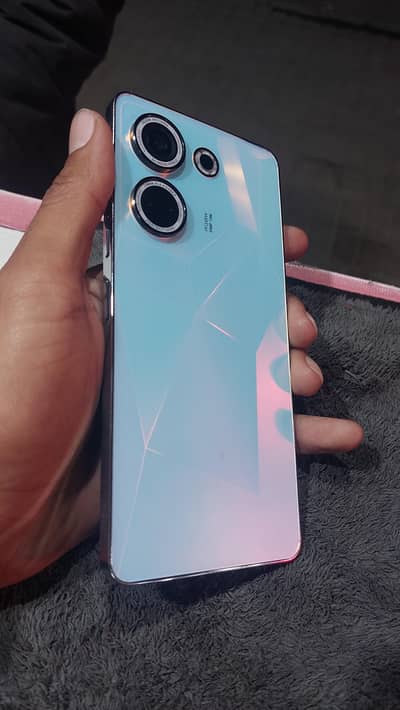 Camon 20