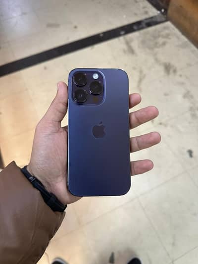 iphone 14 pro 256 PTA