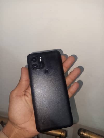 Redmi A2+ (Black) Ram-3 Rom-64 (PTA Approved)