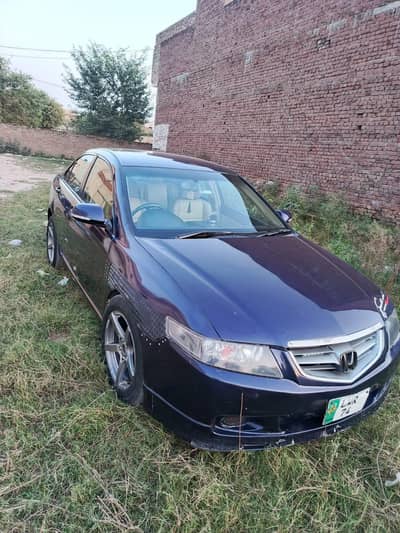 Honda Accord Blu saaf suthri gri