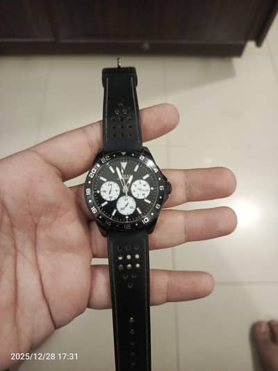 Guess Odyssey black