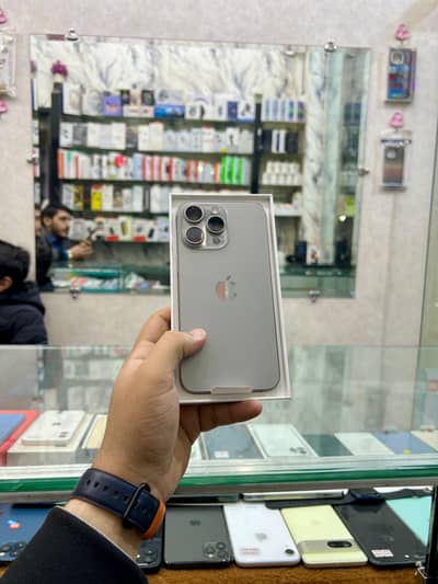 iPhone 15promax 256gb HK