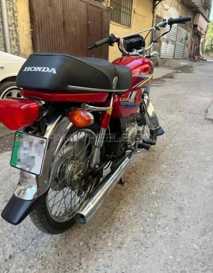 ہونڈا سی ڈی سٹ موٹر سائیکل ارجنٹ سیل 3