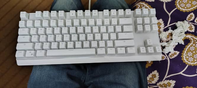 VOLCANO PUDDING EDITION BLUE SWITCH KEYBOARD URGENT FOR SALE