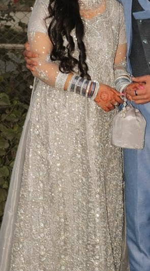 urgent sale li to 1 lekh 80 hzar ki Hain sale 50 ki krdyjy