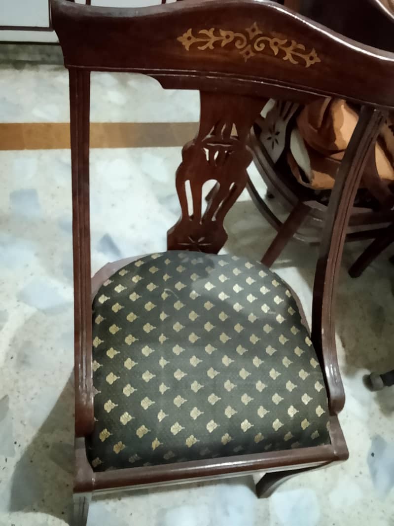ڈائننگ کی کرسیاں ایک فی صد استعمال شدہ 0