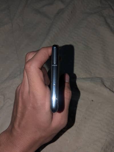 samsung s10 5G for sale 10/9 condition