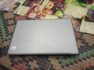 for sale argent laptop cor i7 charger with orgnal