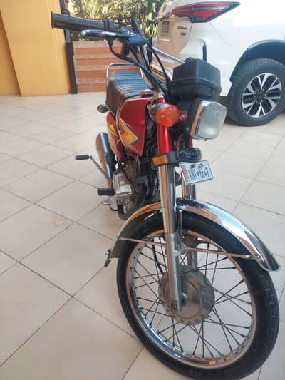 Honda 125 full original Karachi number