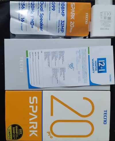 Spark 20 Pro (8+8) 16gb Ram and 256gb Room