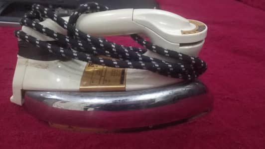 Iron for Sale. Working Condition.