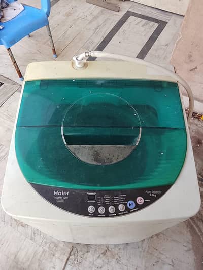Haier HWM85-7288 top-load fully automatic washing machine for sale.