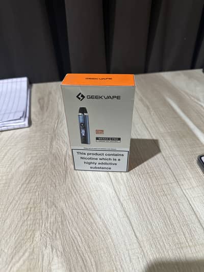 Geek Vape With Digital Screen (For 18+ age only)