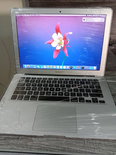 Apple MacBook Air 2017 13 inch display