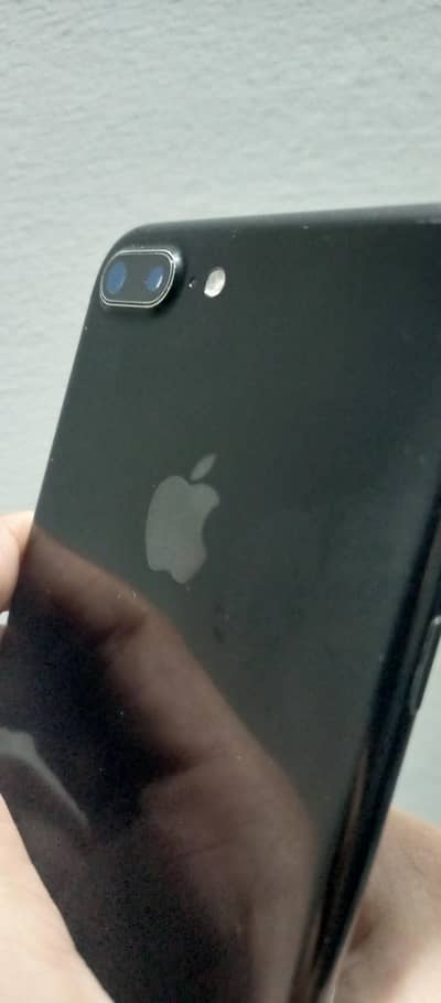 I Phone 7 Plus /Ram 128 GB