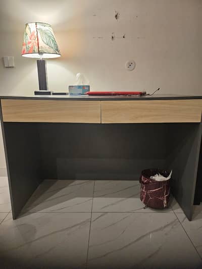 Study desk for sale
