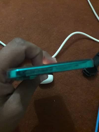 “Vivo Y200 8GB RAM 128GB – Like New Condition”