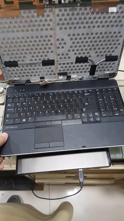 dell latitude e6540 Body available