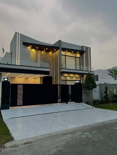 1 KANAL LOWER LOCK UPPER PORTION AVAILABLE FOR RENT