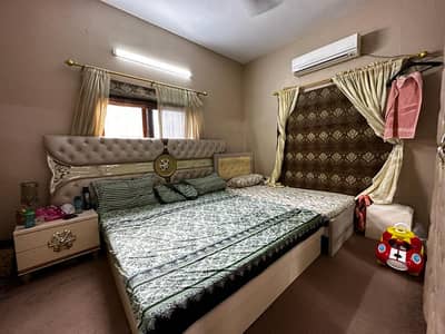 Well Maintained 240 Square Yard Double House Gulshan E Iqbal Karachi Sindh