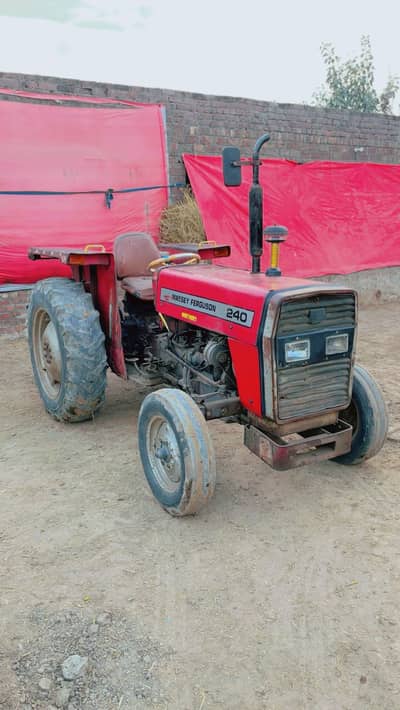 Massey Ferguson 240/MF 240 (Engine full tita 16 ana)