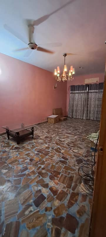 240 Square Yard Corner Demolish Condition House For Sale Gulshan E Iqbal Karachi