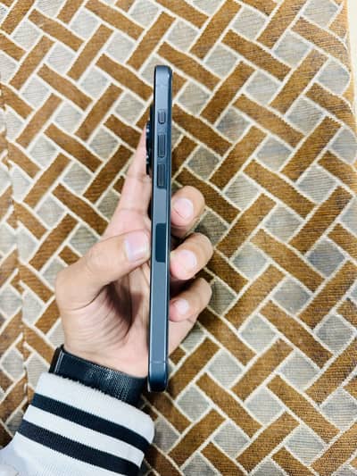 I Phone 15 Pro Max 256 gb (jv)