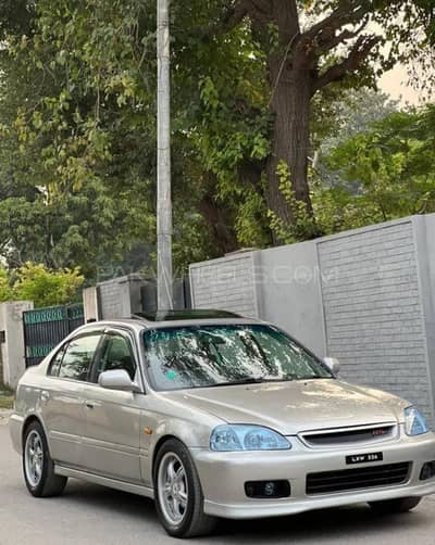 Honda Civic VTi Oriel 2001