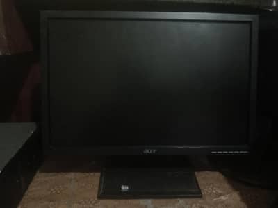 Acer V193W