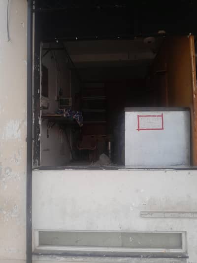 Dray clean ki shop hy or agr bhi koi or kaam bhi karna chahe rabta kre