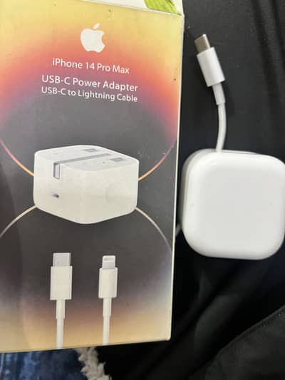 i phone original Charger not local
